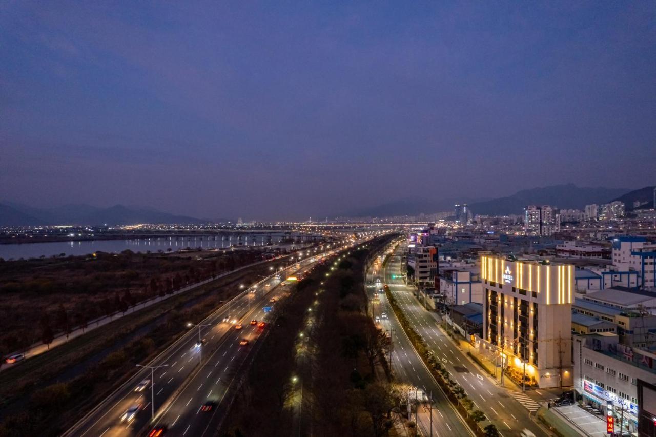 Ariel Hotel Busan Exteriör bild