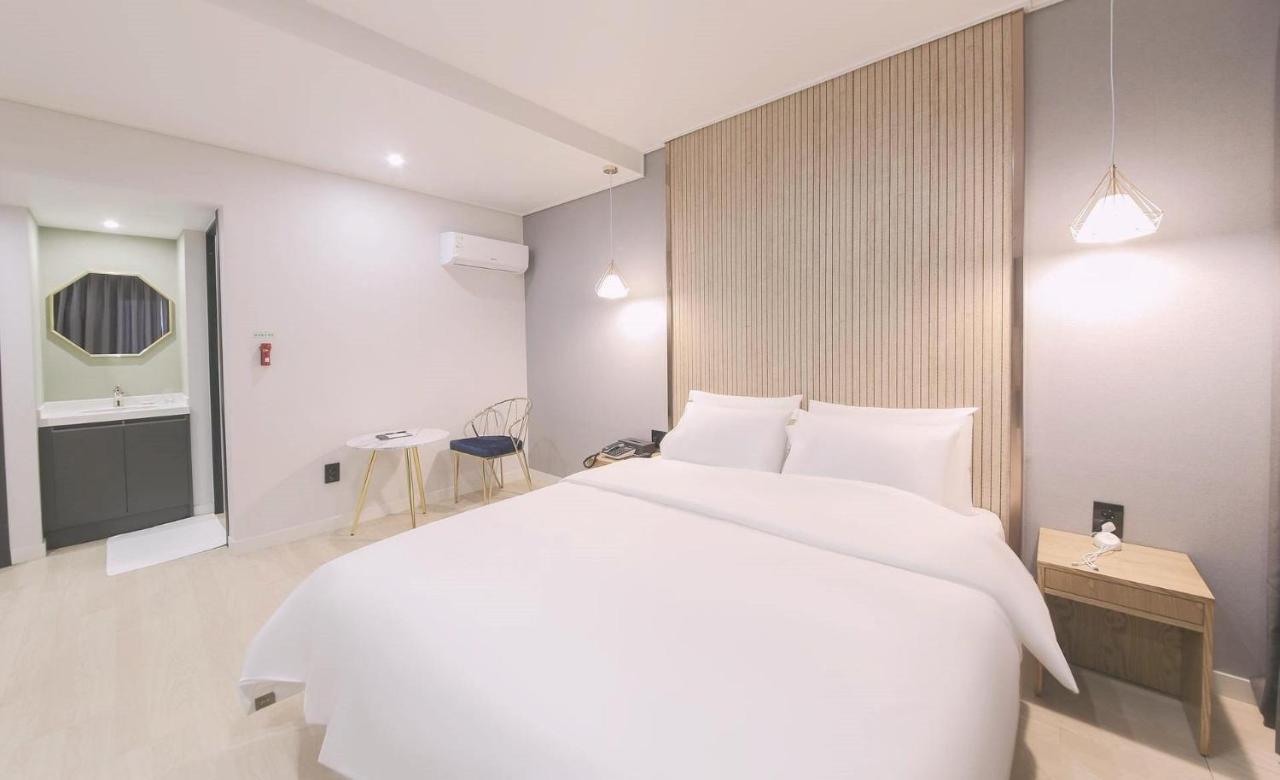 Ariel Hotel Busan Exteriör bild